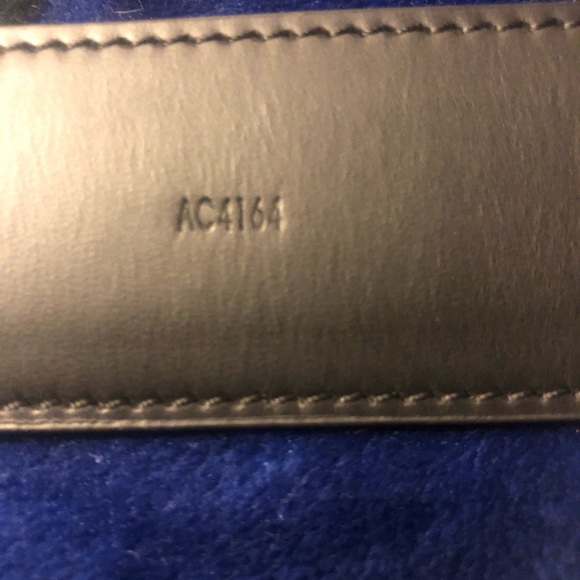 Louis Vuitton belt - Picture 2 of 5